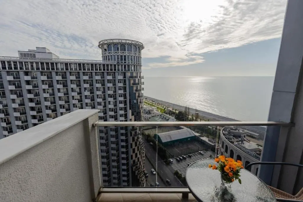 Modern Studio Apartment In The Heart Of Batumi Georgien