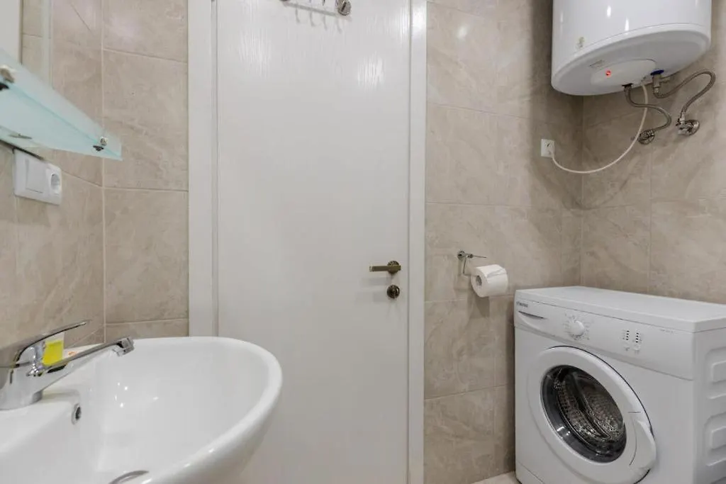 Modern Studio Apartment In The Heart Of Batumi 0*,  Georgien