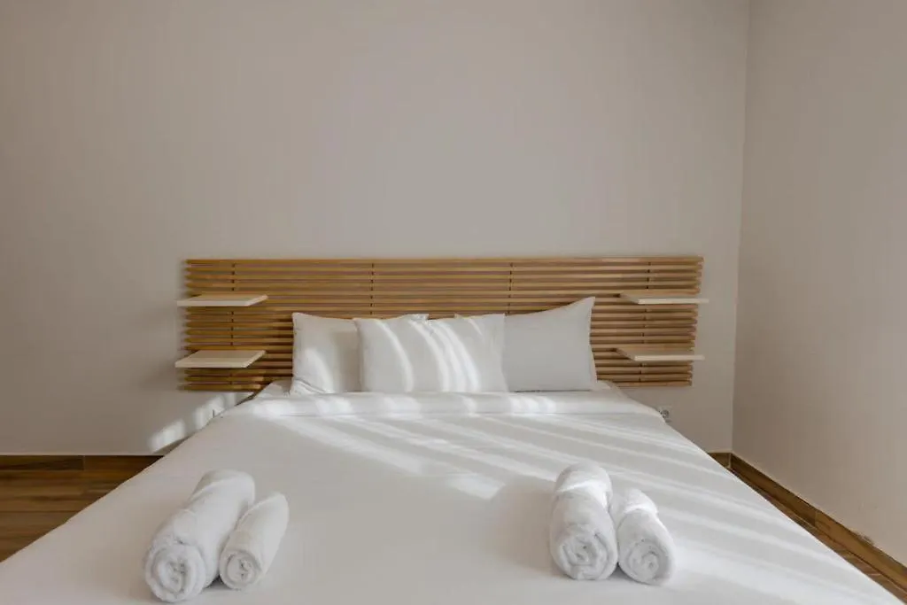 Modern Studio Apartment In The Heart Of Batumi